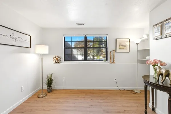 $2,200 | 8 Jackson Street, Unit B1, Quincy, MA 02169