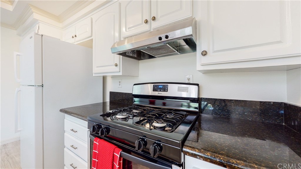 1525 Walnut Leaf Drive, Unit 212 Walnut, CA 91789 - Photo 16 of 28