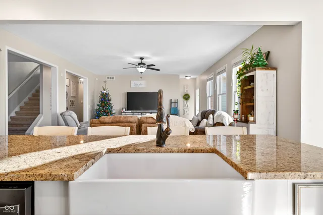 $750,000 | 6628 South 125 West, Trafalgar, IN 46181