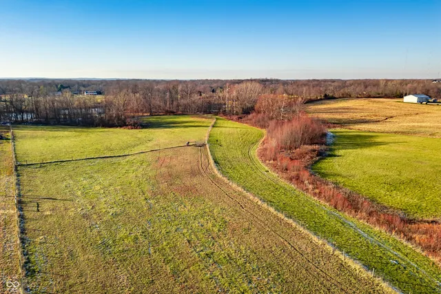 $750,000 | 6628 South 125 West, Trafalgar, IN 46181