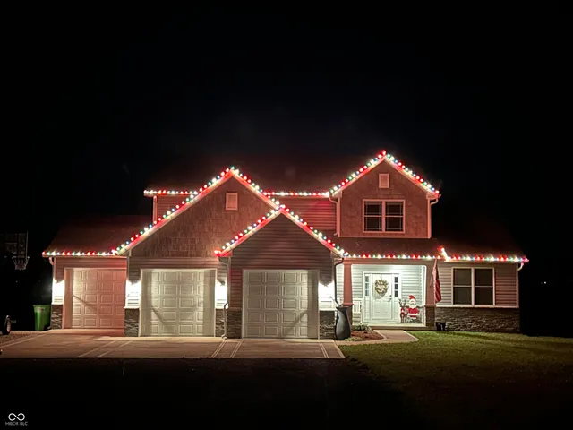 $750,000 | 6628 South 125 West, Trafalgar, IN 46181