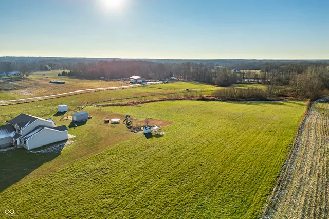 $750,000 | 6628 South 125 West, Trafalgar, IN 46181