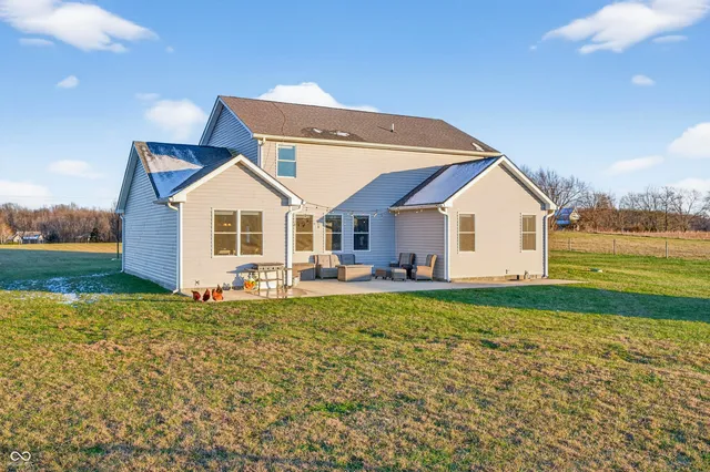$750,000 | 6628 South 125 West, Trafalgar, IN 46181