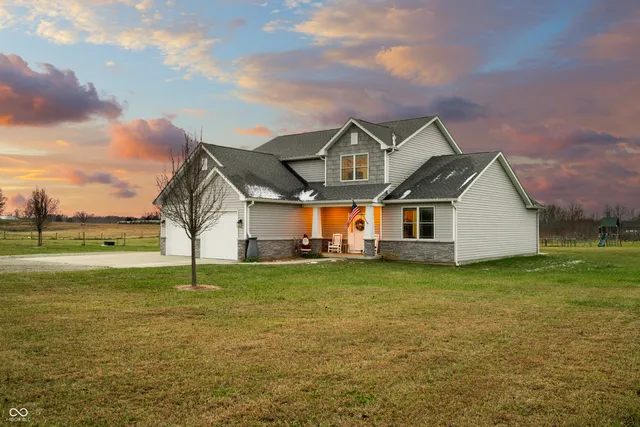 $750,000 | 6628 South 125 West, Trafalgar, IN 46181