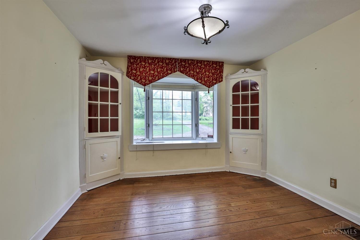 5785 Miami Road Cincinnati, OH 45243 - Photo 15 of 67