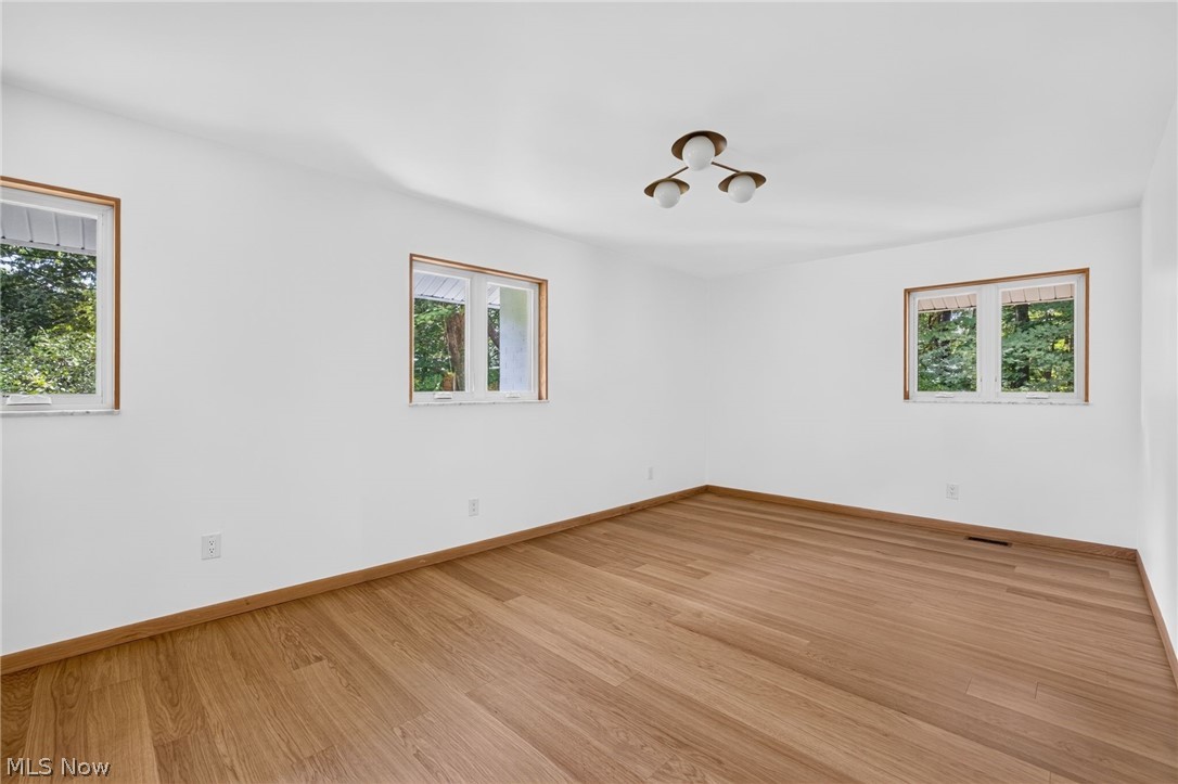 3866 Woodthrush Road Akron, OH 44333 - Photo 20 of 43