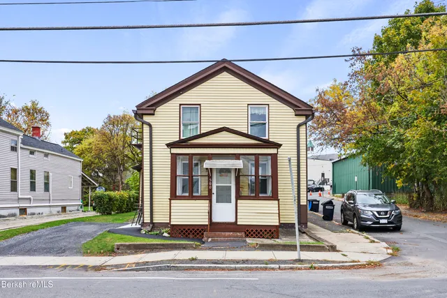 $269,900 | 500 Fenn Street, Pittsfield, MA 01201