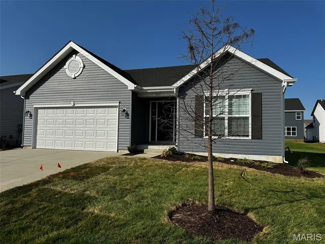 $2,500 | 829 Little Fieldstone Drive, Wentzville, MO 63385