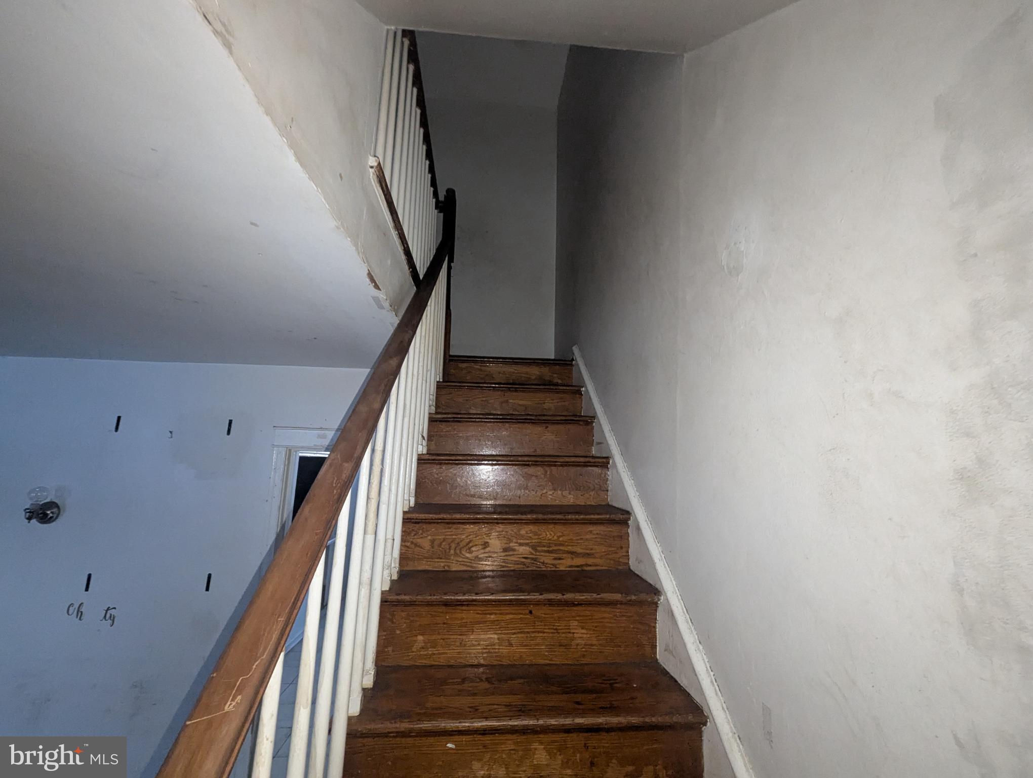 3602 Chesterfield Avenue Baltimore, MD 21213 - Photo 25 of 37 Inviting staircase to new possibilities.