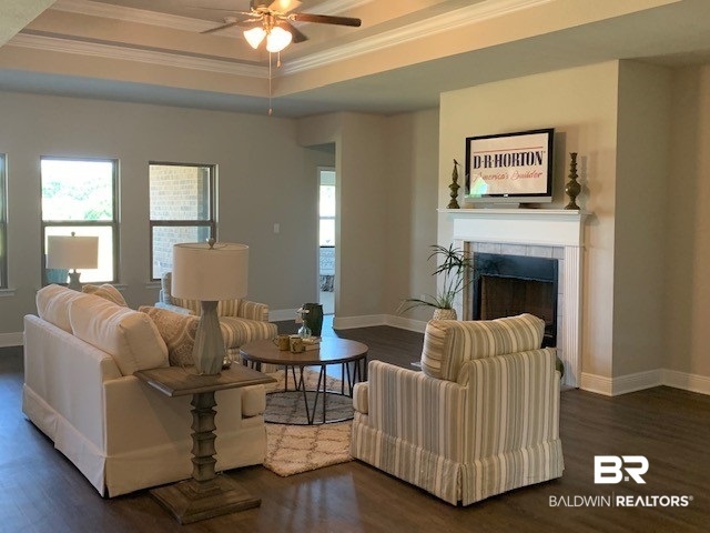 1318 Hickory Street South, Unit 8 Foley, AL 36535 - Photo 7 of 20 Family Room