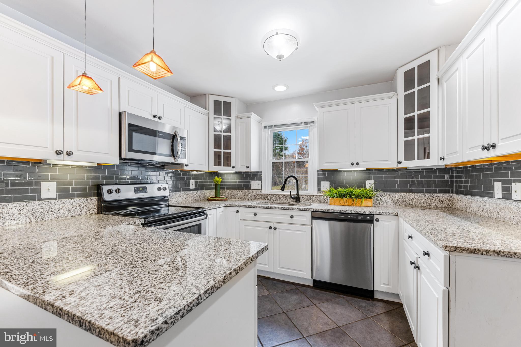5006 Ten Mills Road Columbia, MD 21044 - Photo 4 of 27
