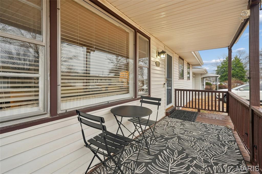 145 Ruth Drive Florissant, MO 63031 - Photo 3 of 27