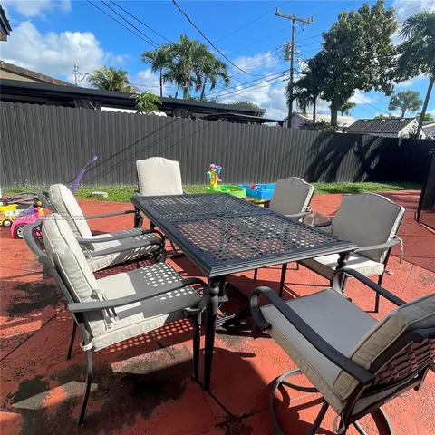 $850,000 | 9820 Southwest 12th Terrace, Miami, FL 33174