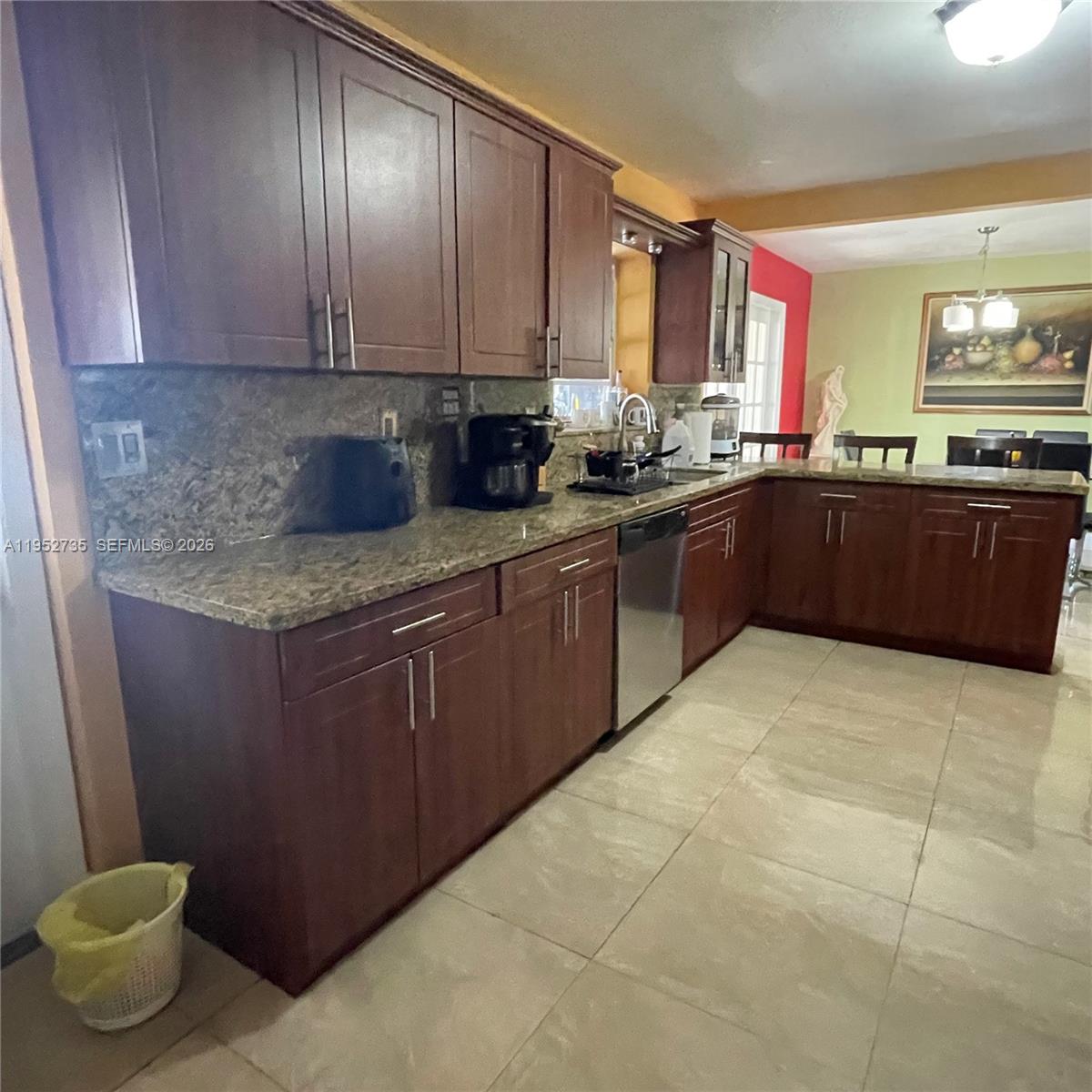 9820 Southwest 12th Terrace Miami, FL 33174 - Photo 31 of 62