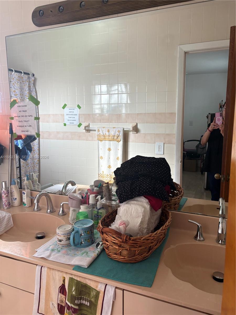 9820 Southwest 12th Terrace Miami, FL 33174 - Photo 40 of 62