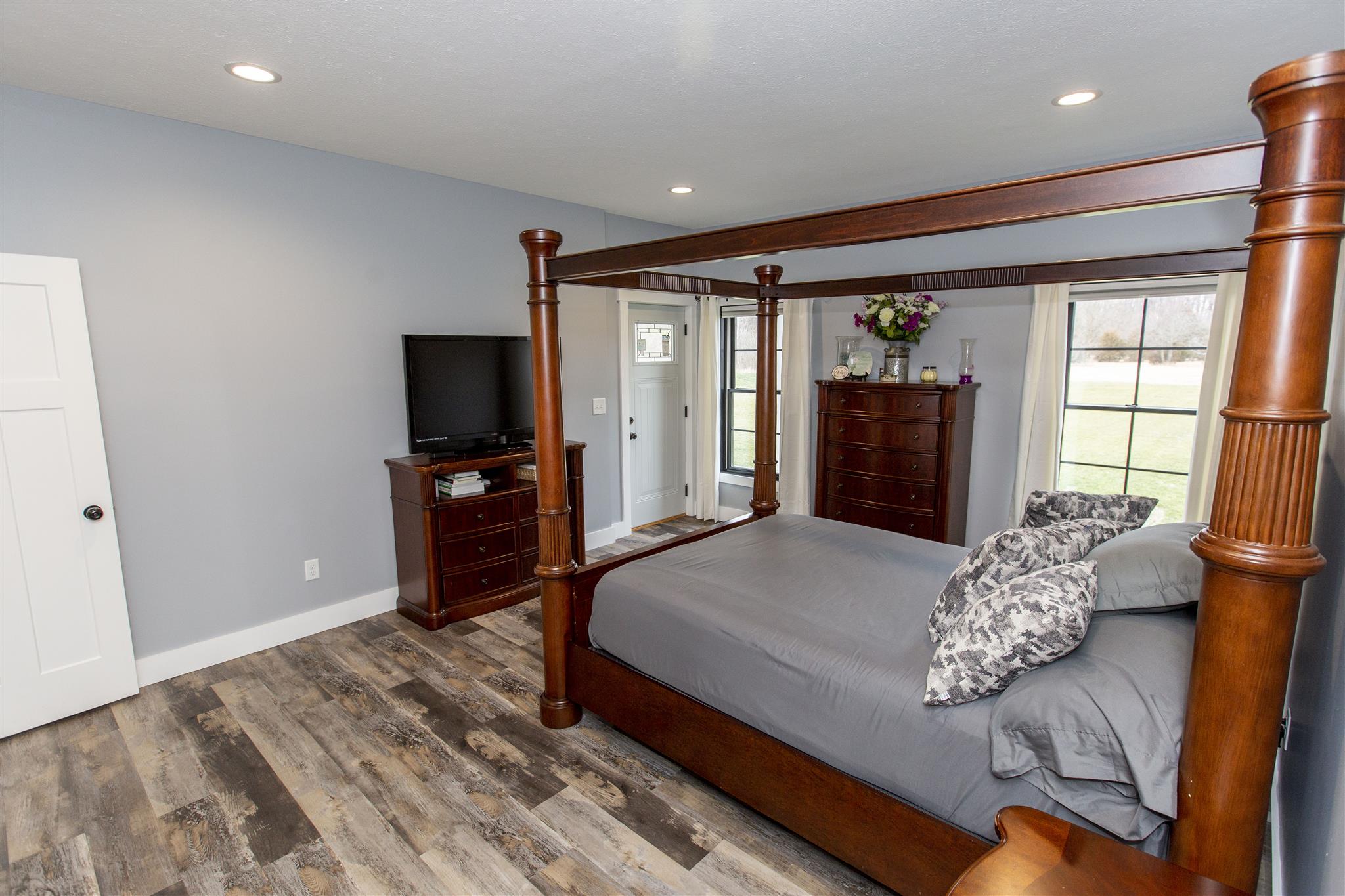 10845 Edison Road Osceola, IN 46561 - Photo 15 of 36 Gallery Image 15