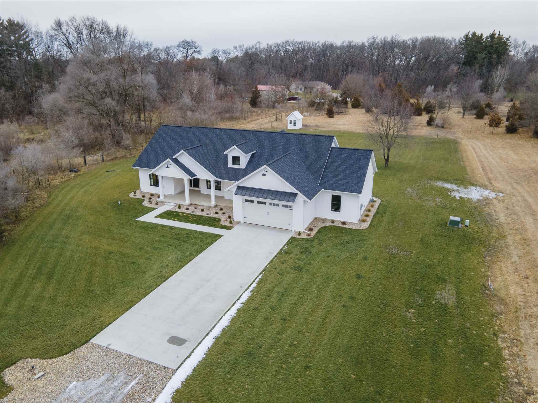 10845 Edison Road Osceola, IN 46561 - Photo 33 of 36 Gallery Image 33