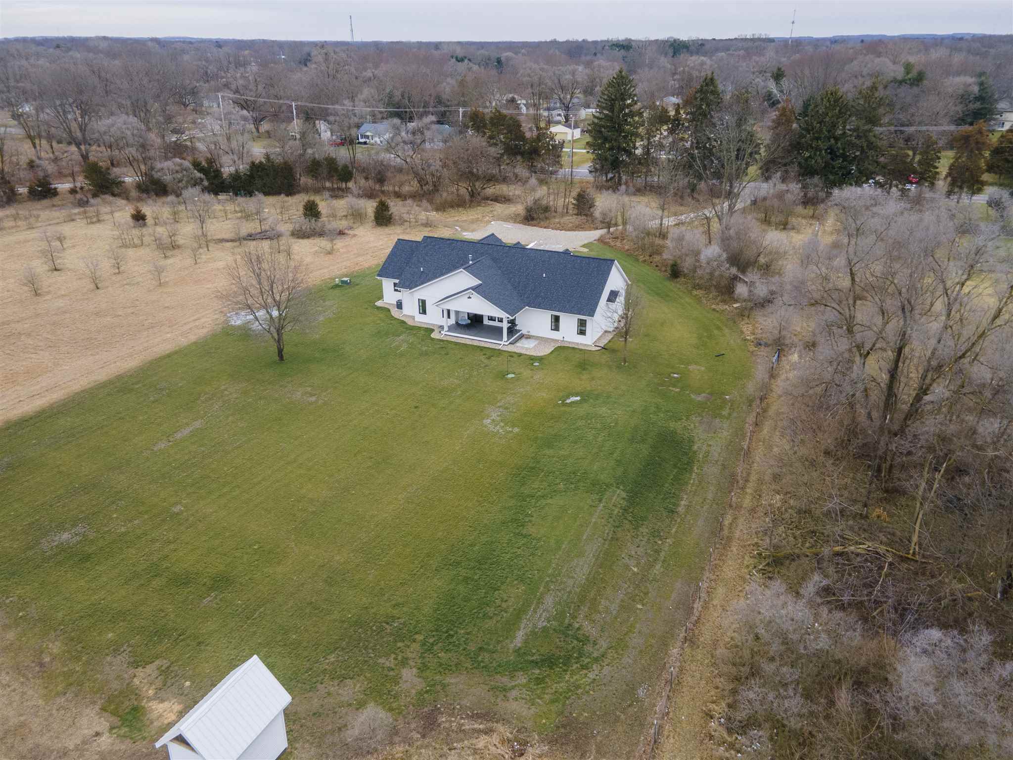 10845 Edison Road Osceola, IN 46561 - Photo 35 of 36 Gallery Image 35