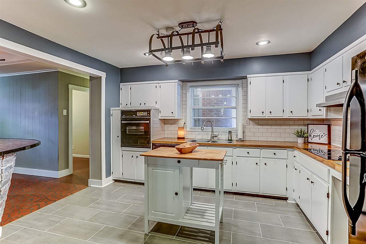 1490 Mt Moriah Road Memphis, TN 38117 - Photo 3 of 19 Gallery Image 3