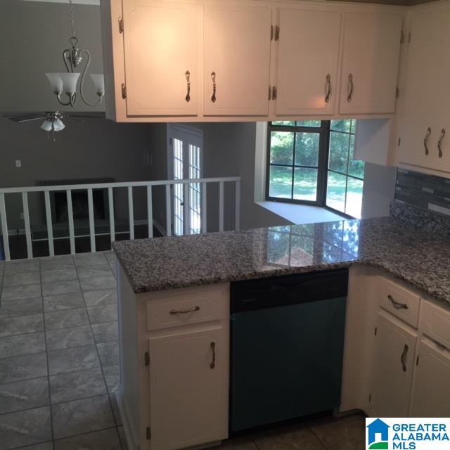 2052 Leota Road Gadsden, AL 35907 - Photo 3 of 17
