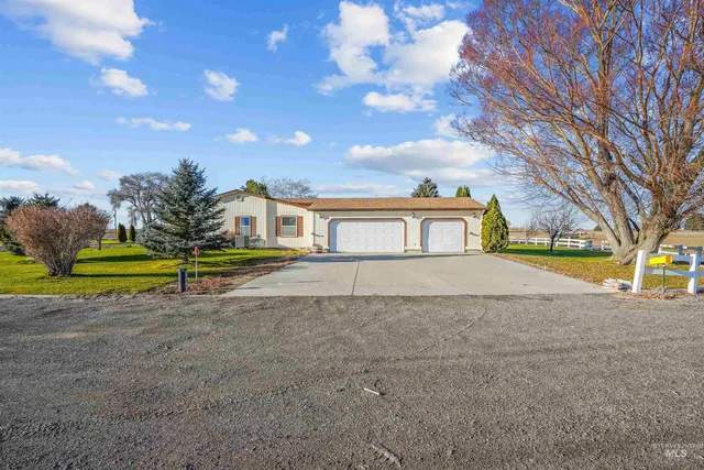 $425,000 | 70 North 750 West, Paul, ID 83347