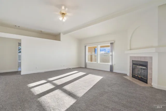 $425,000 | 70 North 750 West, Paul, ID 83347