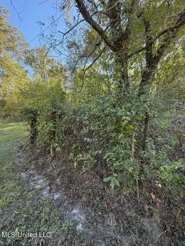 $74,999 | 457 East Northside Drive, Clinton, MS 39056