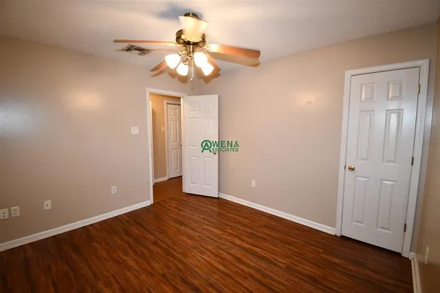 $1,150 | 604 Derouen Street, Lake Charles, LA 70607