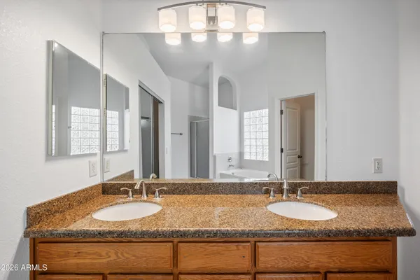 $405,000 | 2803 Solarro Drive, Sierra Vista, AZ 85635