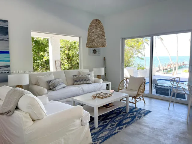 $18,000 | 96180 Overseas Highway, Unit 1, Key Largo, FL 33037