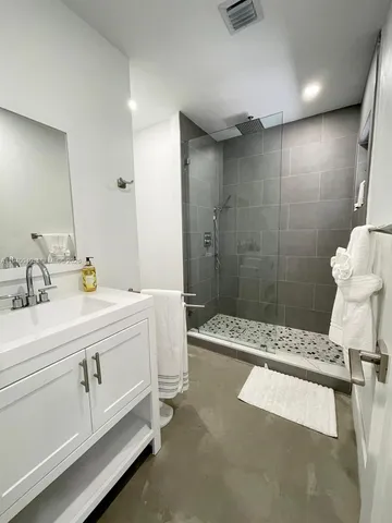 $18,000 | 96180 Overseas Highway, Unit 1, Key Largo, FL 33037