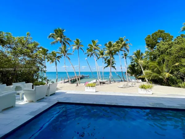 $18,000 | 96180 Overseas Highway, Unit 1, Key Largo, FL 33037