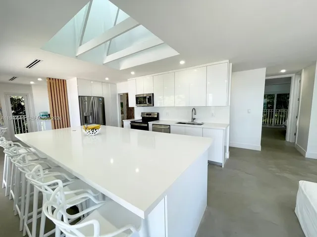 $18,000 | 96180 Overseas Highway, Unit 1, Key Largo, FL 33037