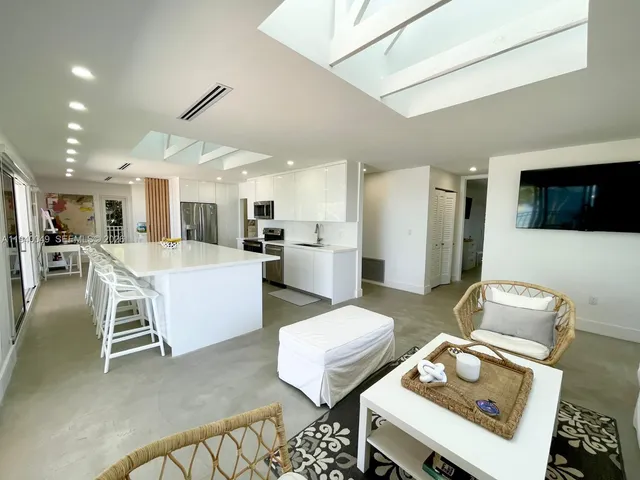 $18,000 | 96180 Overseas Highway, Unit 1, Key Largo, FL 33037