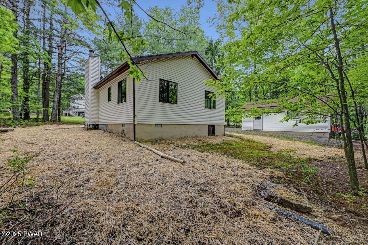106 Aspen Ridge Hawley, PA 18428 - Photo 11 of 47