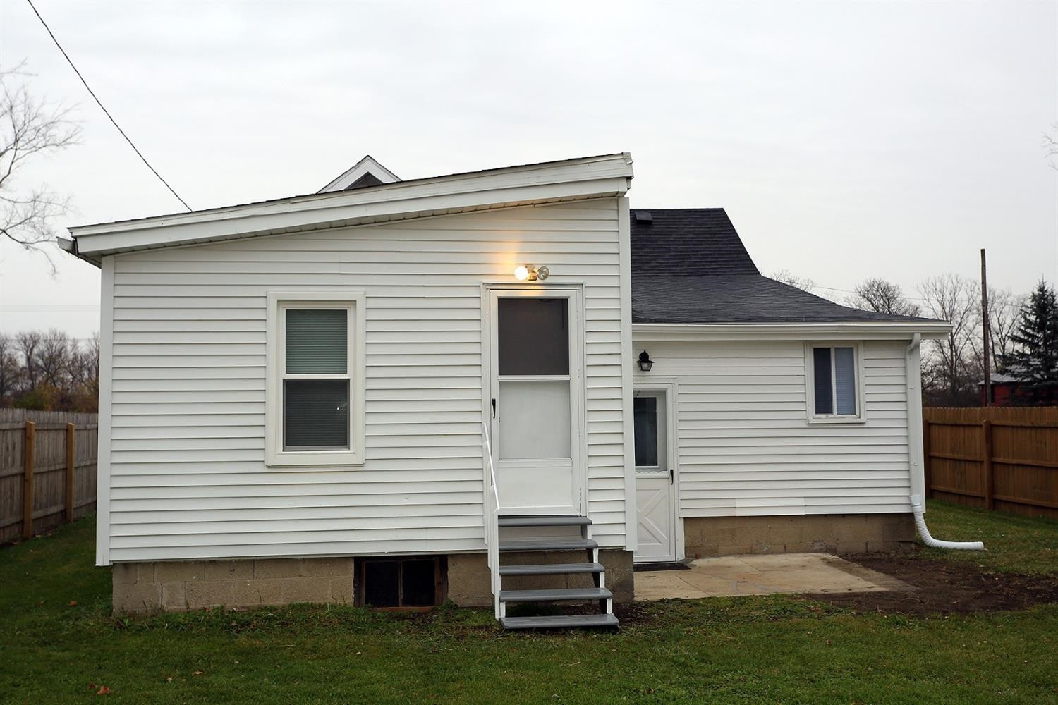 13767 Wabash Road Milan, MI 48160 - Photo 3 of 10 Photo 3
