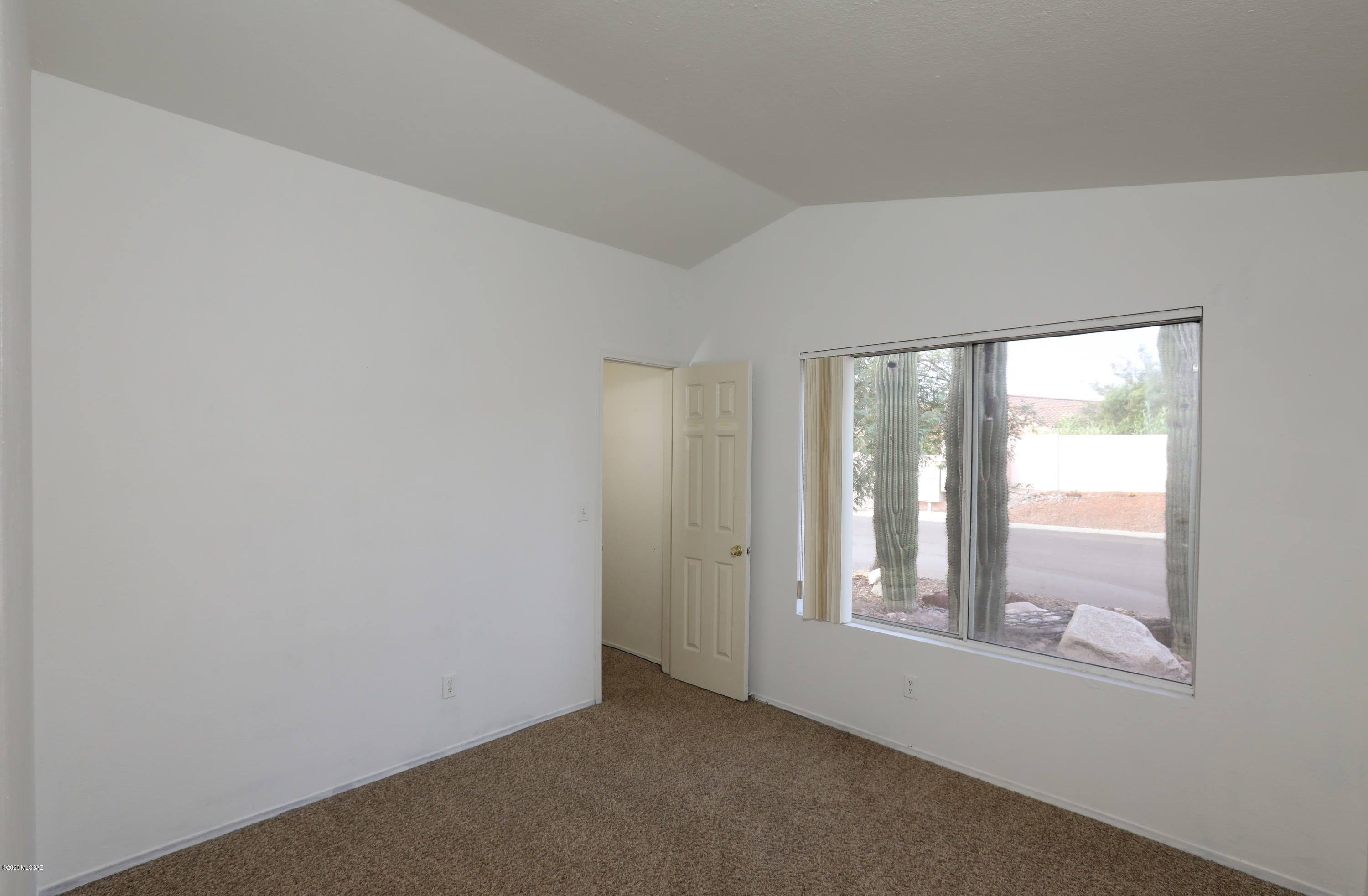 3581 West Thundercloud Loop Tucson, AZ 85742 - Photo 23 of 32