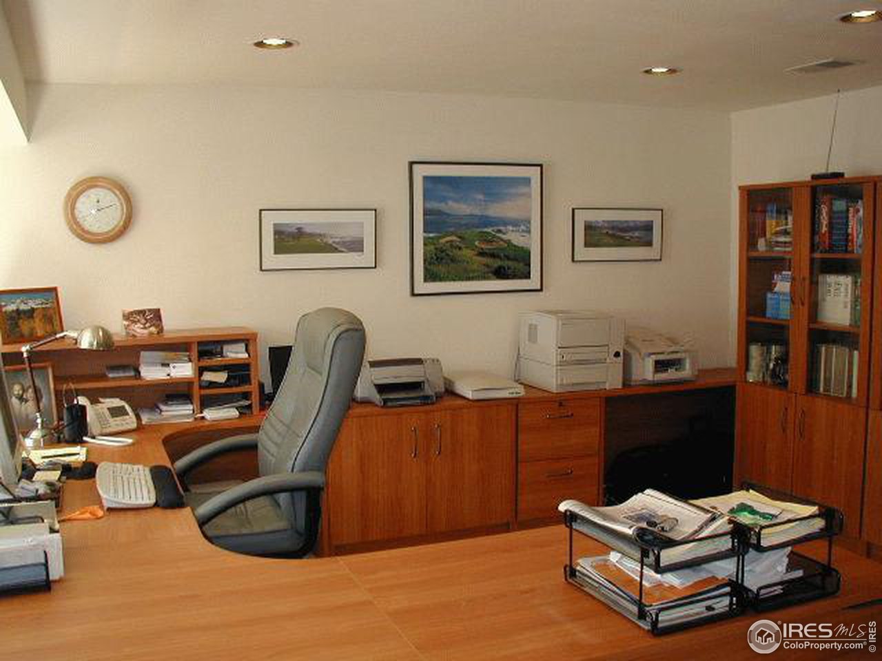 7229 Four Rivers Road Boulder, CO 80301 - Photo 6 of 12 a living room with furniture