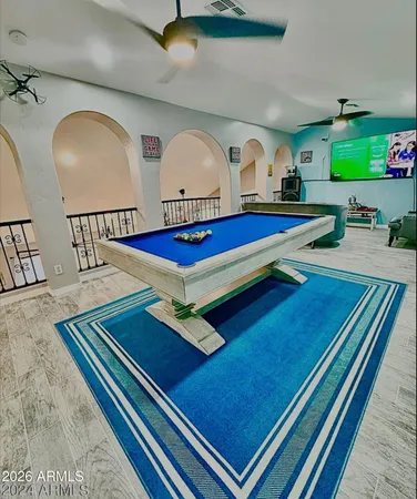 a close up view of a washer and dryer