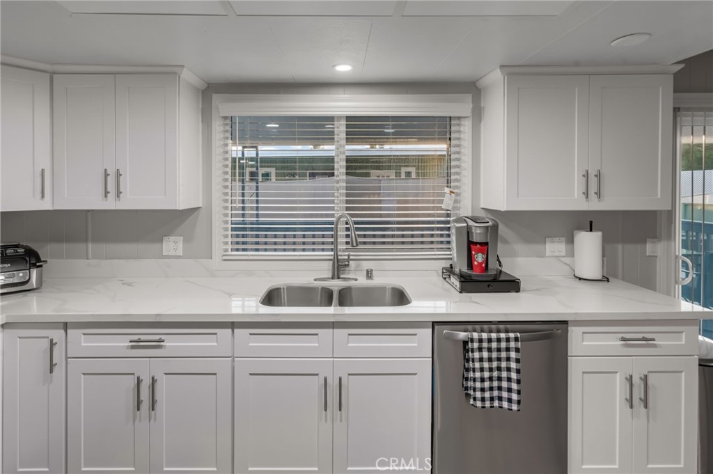1001 West Lambert Road, Unit 153 La Habra, CA 90631 - Photo 26 of 68