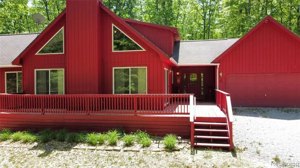 $340,000 | 416 Crystal Lane, Roscommon, MI 48653