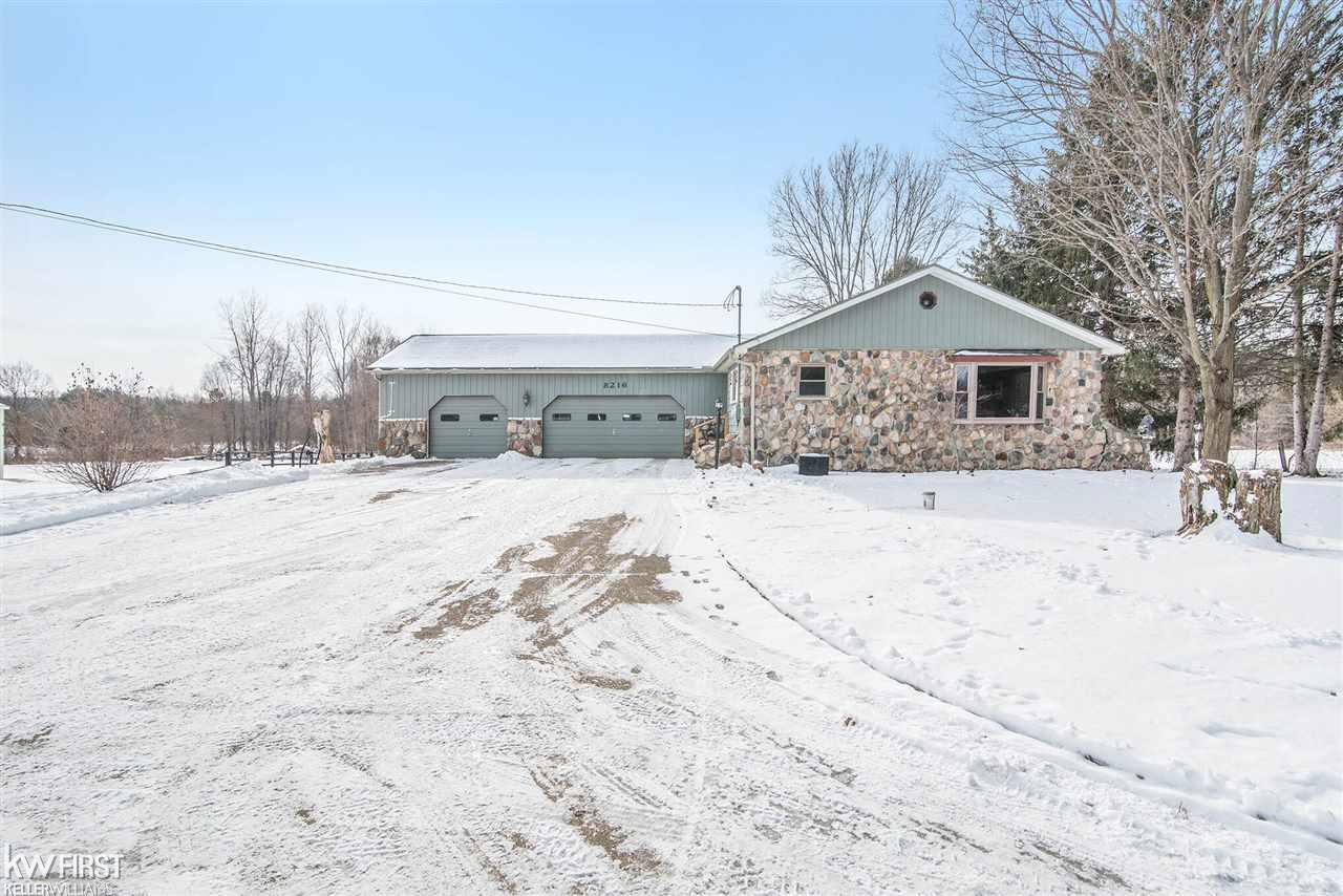 8216 East Coldwater Road Davison, MI 48423 - Photo 34 of 36 50007725-34.JPG