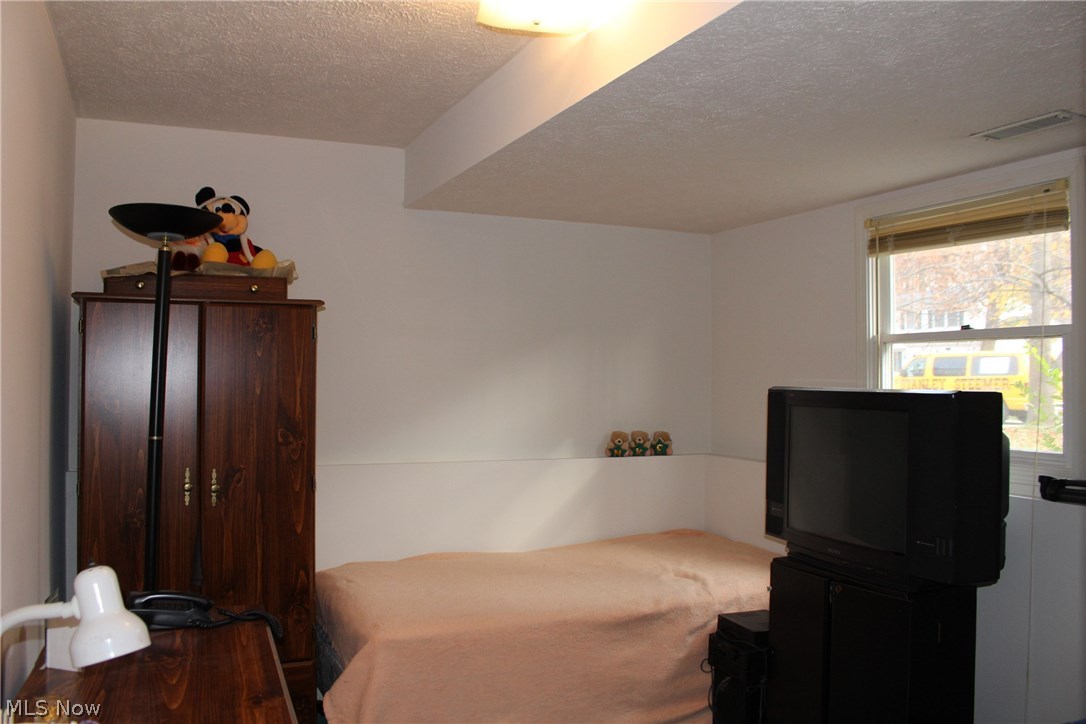 4192 Baird Road Stow, OH 44224 - Photo 18 of 20 Gallery Image 18
