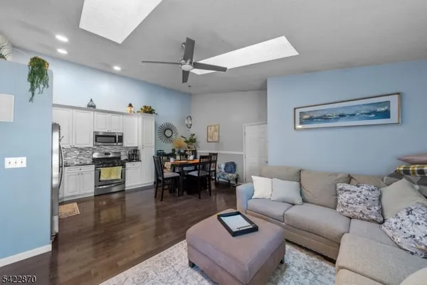 $2,600 | 9 Ruby Court, Franklin Park, NJ 08823