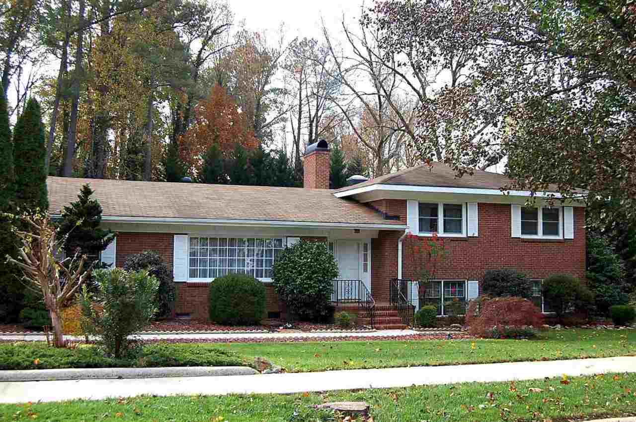 800 Purdue Street Raleigh, NC 27609 - Photo 2 of 21 a front view of a house with a yard