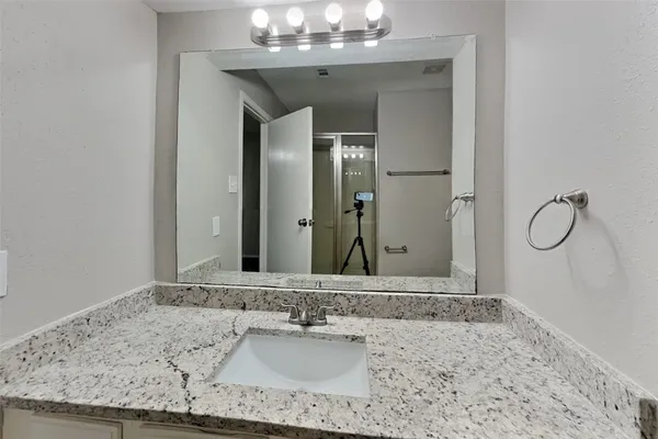$1,895 | 18319 Autumn Trails Lane, Katy, TX 77449