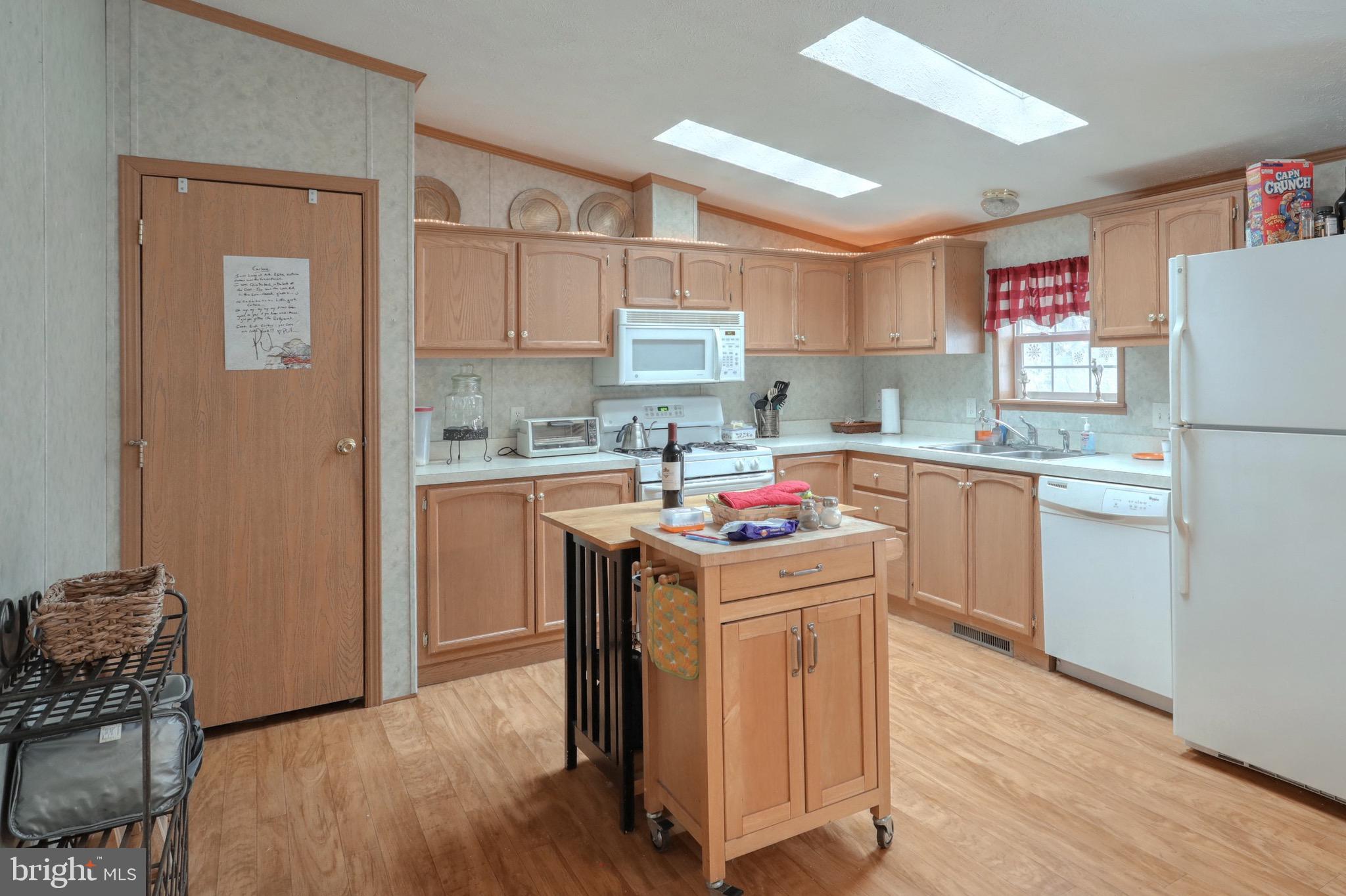 677 Cassel Road, Unit 161 Manchester, PA 17345 - Photo 17 of 28 Gallery Image 17