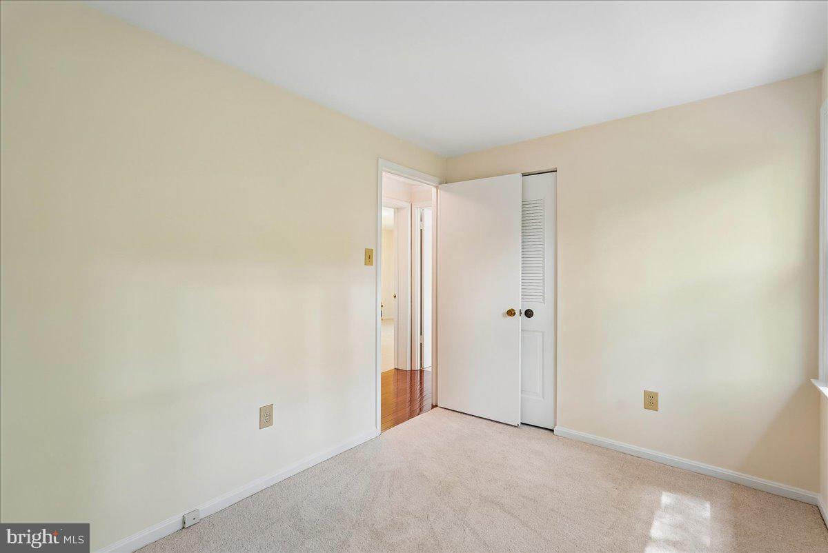 10806 Oldfield Drive Reston, VA 20191 - Photo 18 of 44