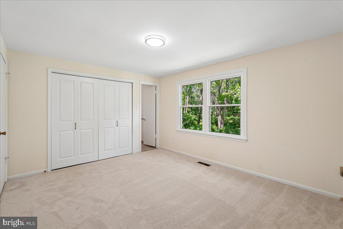 10806 Oldfield Drive Reston, VA 20191 - Photo 24 of 44