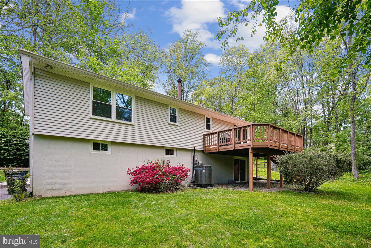 10806 Oldfield Drive Reston, VA 20191 - Photo 42 of 44